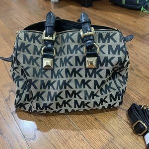 Michael Kors purse